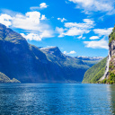 Cascade des sept soeurs sur le Geirangerfjord en Norvège